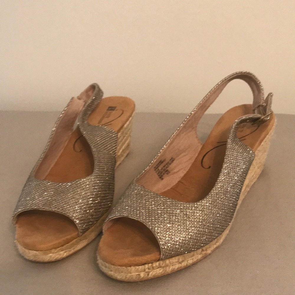 White Mountain Silver Sparkle Espadrilles
